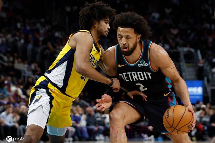 罗宾逊16分 活塞战胜步行者 罗宾逊16分 活塞战胜步行者